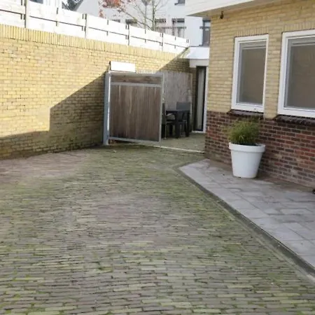 De Jutter - Free Parking Zandvoort