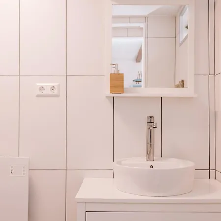 De Jutter - Free Parking *